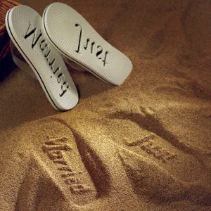 Black or White Just Married Sandals Small For Her (White)