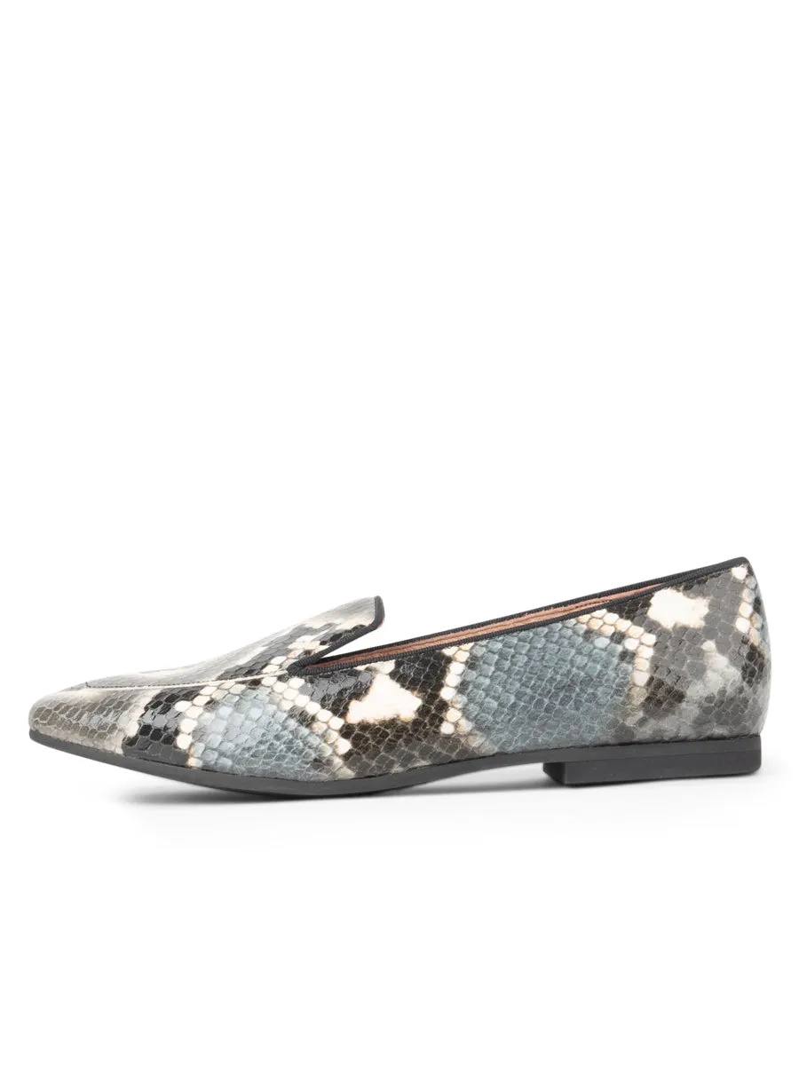 Maddox Squared Toe Loafer