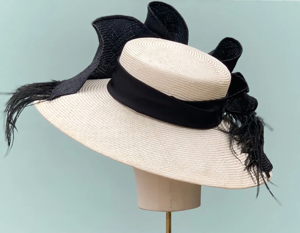 The Lisbet in Natural and Black