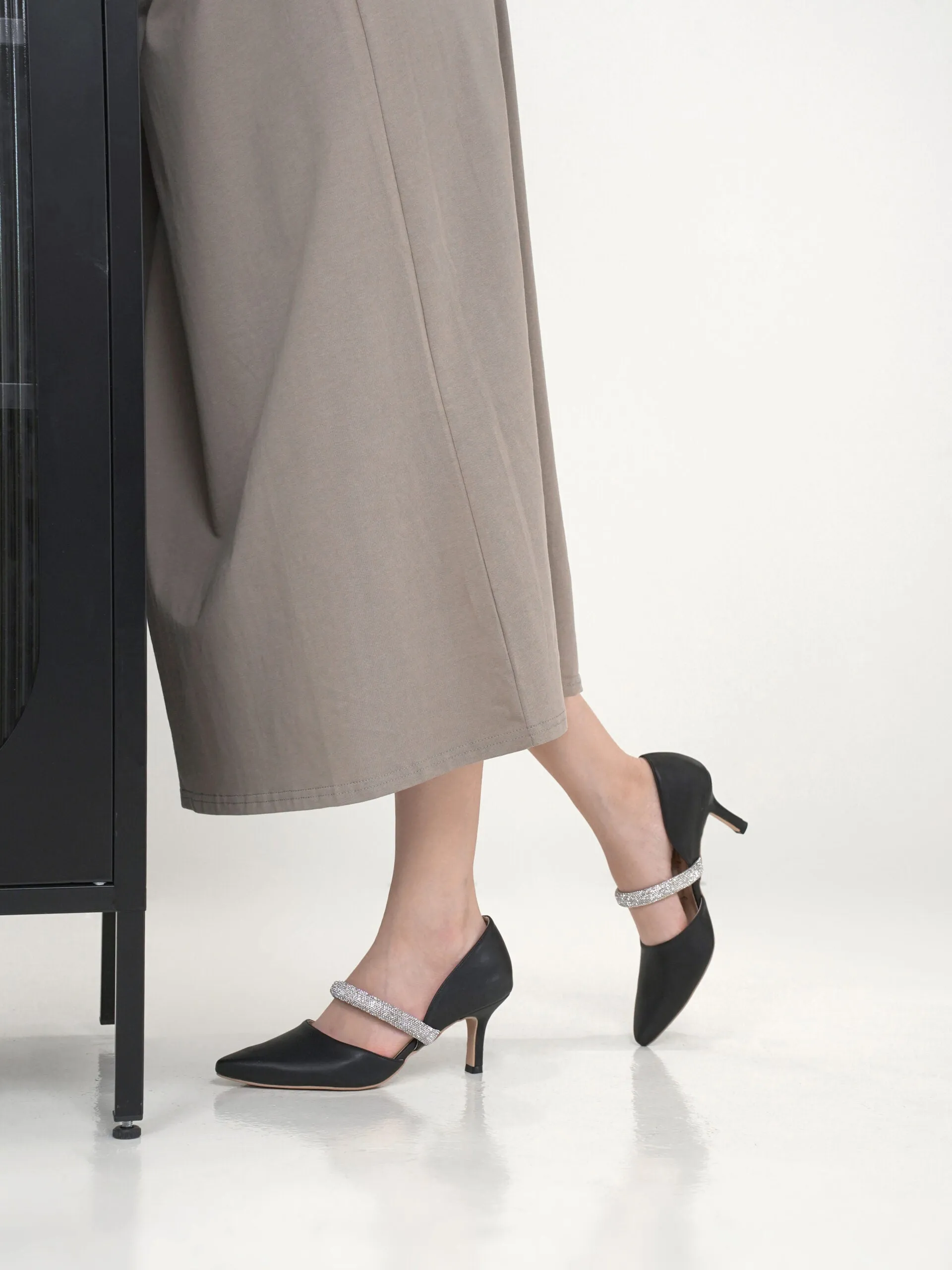 Vivie Collection BLACK